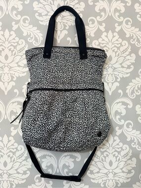 • Lululemon Twice As Nice Tote Miss Mosaic Black